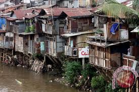 Ingin Bantaran Sungai Steril, Pemkot Jakarta Barat Gelar Bimtek Penyelesaian Masalah Tanah